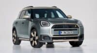 Découvrez la nouvelle MINI Countryman 2024, avec son design expressif, ses technologies de pointe et ses performances accrues.