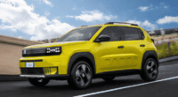 Fiat célèbre ses 125 ans avec style ! Découvrez les nouveaux modèles Fiat 500e Giorgio Armani et Grande Panda. La marque italienne dévoile ses ambitions pour l'avenir et s'affirme comme un acteur majeur de la mobilité électrique.