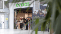 Crocs ouvre son premier magasin au Maroc ! Découvrez la nouvelle boutique au Morocco Mall de Casablanca et profitez d'une large gamme de chaussures confortables et tendance pour toute la famille
