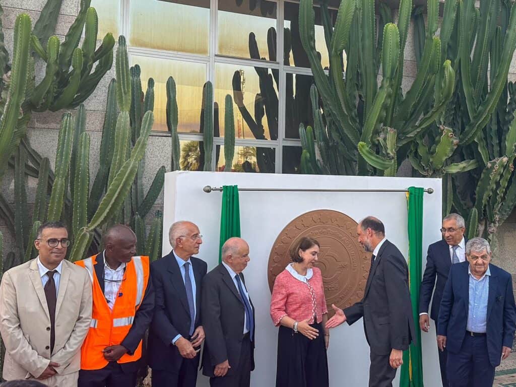 La Société Marocaine des Tabacs célèbre 30 ans d'excellence industrielle à Aïn Harrouda. Découvrez comment l'entreprise a su innover et se développer tout en respectant les normes les plus élevées en matière de qualité et de développement durable.